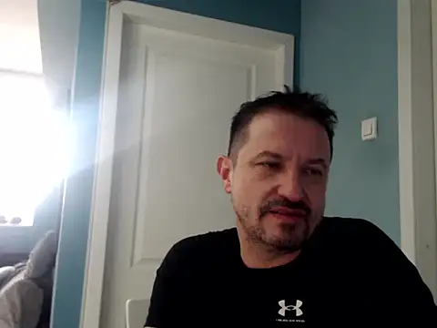 MisterFaithRO webcam