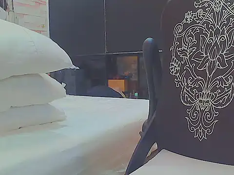 keepmepregnantT webcam