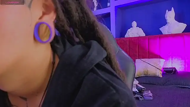 _sharlotte777 - _sharlotte777's free webcam - UK Sex Cams