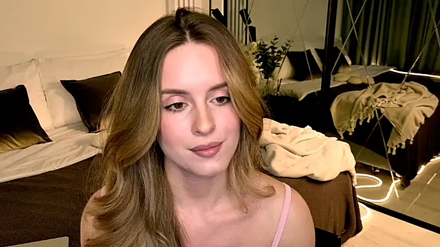 RozzitaBedberry webcam