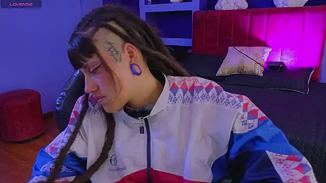 _sharlotte777 webcam