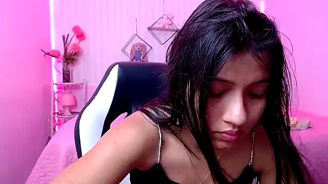 zara_cute webcam