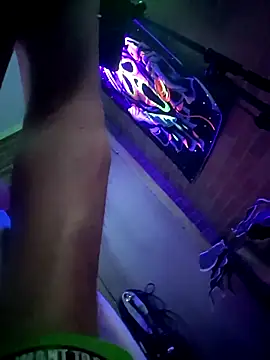 chronic_vibez webcam