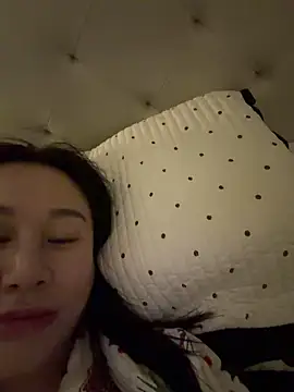 美女zhizhibaobei在线直播