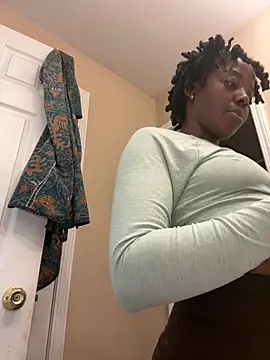 choclatepeaach webcam