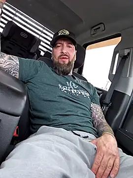 Beardedtattood webcam