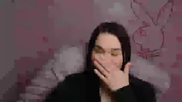 Lola_Saymyname webcam