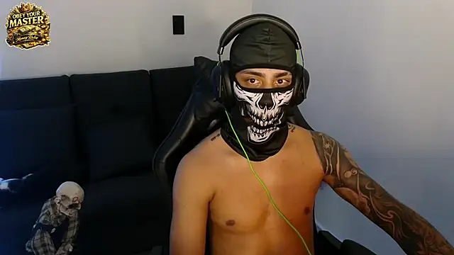 cash_master888 webcam