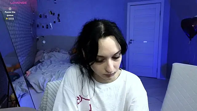 LuxuryLoverss webcam