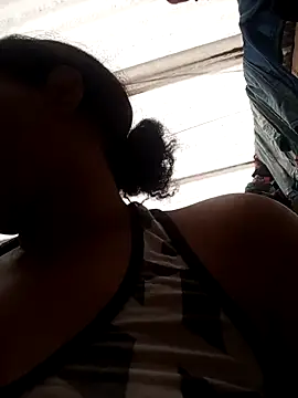 sexybronwlatin webcam