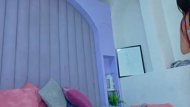 ManuelaRousse__ webcam