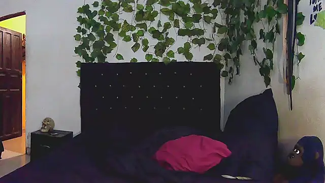 caribbeanlover1 webcam