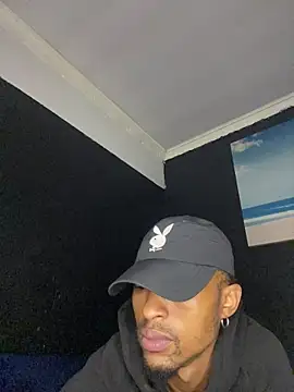 BlueIceCube Live Webcam on Stripchat