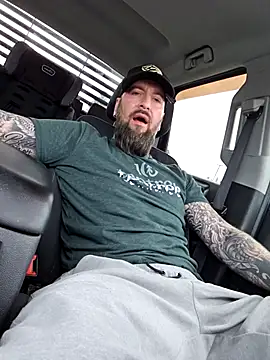 Beardedtattood webcam