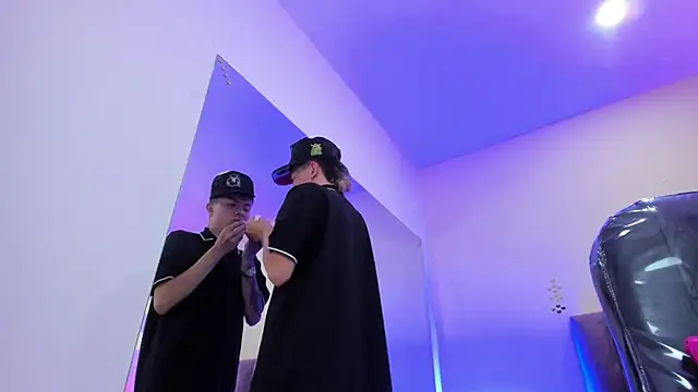 nascary_fox - Nascary_Fox's free webcam - UK Sex Cams