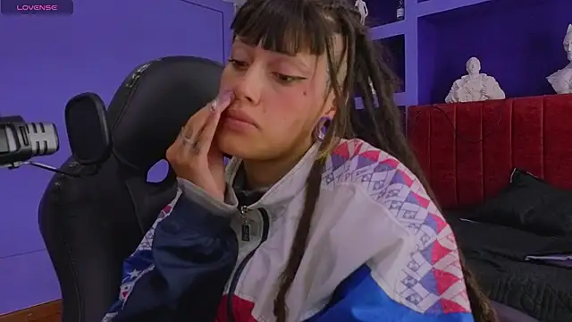 _sharlotte777 webcam