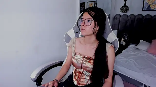 amber_hill_ - Amber_hill_'s free webcam - UK Sex Cams