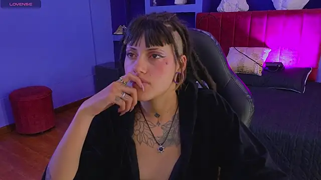 _sharlotte777 webcam