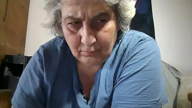 ExquisiteMature webcam