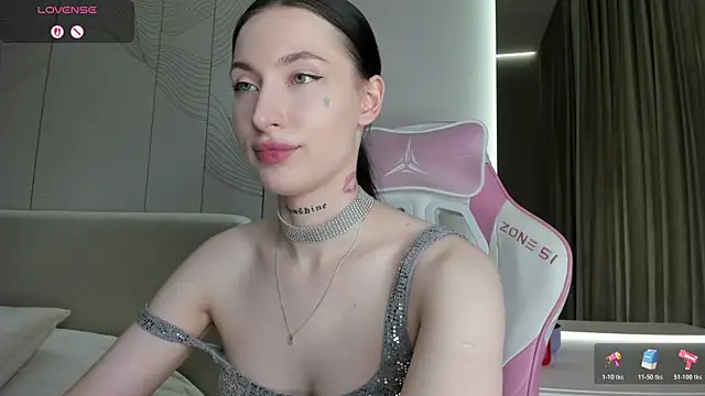 JenniferQueen11 webcam