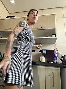 nikatsu (F young) - take me to the mall