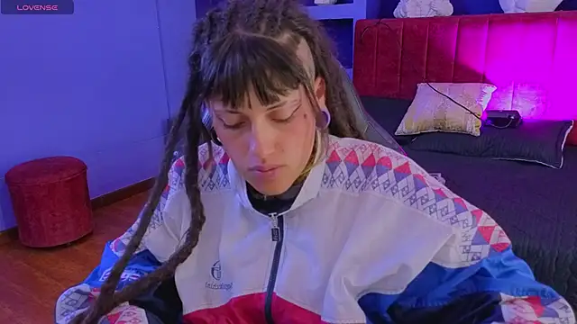 _sharlotte777 webcam