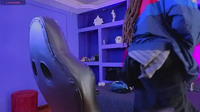 _sharlotte777 live sex cam