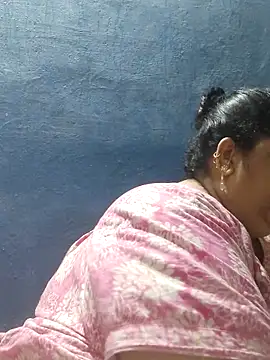 tamilthanushri webcam