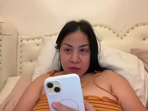 NaughtySCARLETSIN webcam