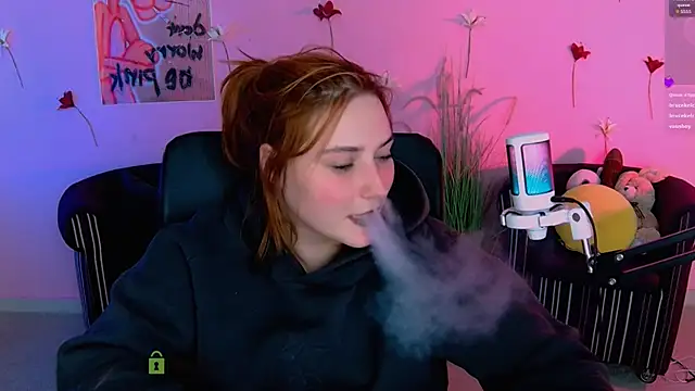 casey_meow_ webcam