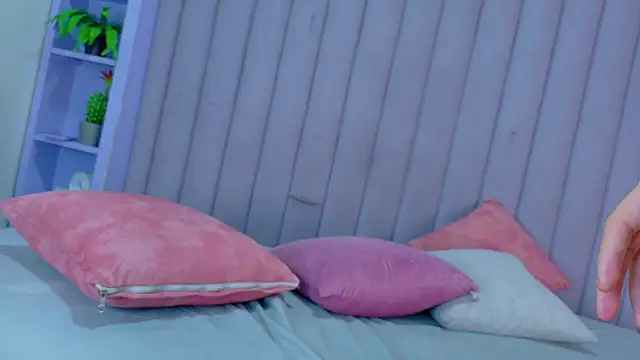 ManuelaRousse__ webcam