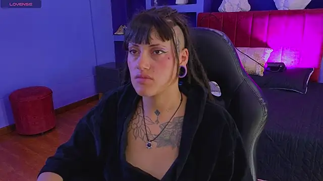 _sharlotte777 webcam