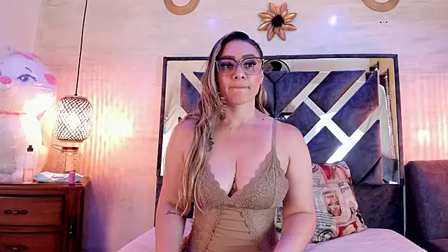 annie_vega17_ webcam