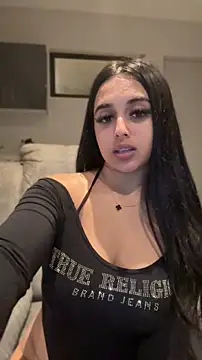 LilMisIndianx webcam