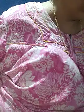 tamilthanushri webcam