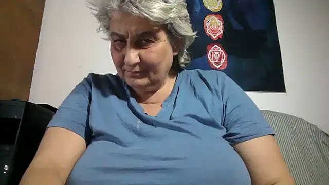 ExquisiteMature webcam