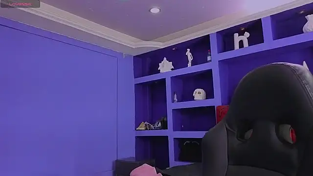 _sharlotte777 webcam