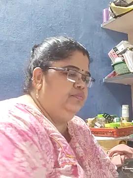 tamilthanushri webcam