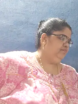 tamilthanushri webcam