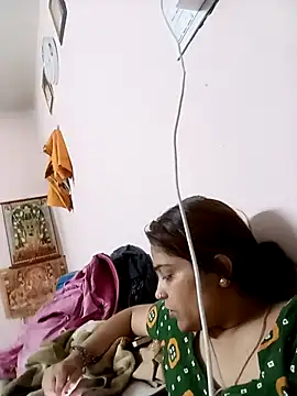 trisha_71 (F young) - I am Trisha gift 🎁 me home