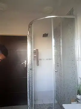 koolbend Live Webcam on Stripchat