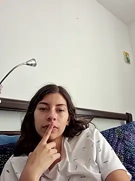 irisbound (F young) - Show oil in my tits😋