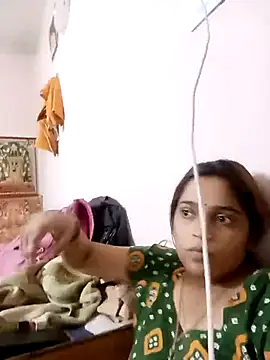 trisha_71 - Trisha_71's free webcam - UK Sex Cams