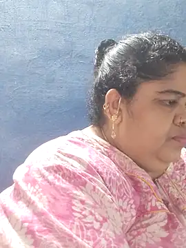 tamilthanushri webcam