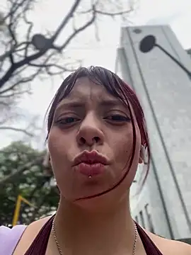 RojitasTeaseX_ webcam