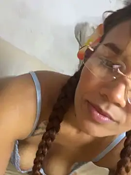 Julieta-velvet webcam