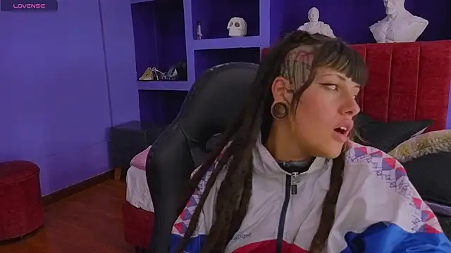 _sharlotte777 webcam