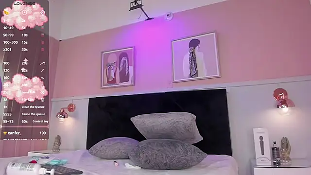 elodie_walker webcam