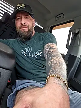 Beardedtattood webcam