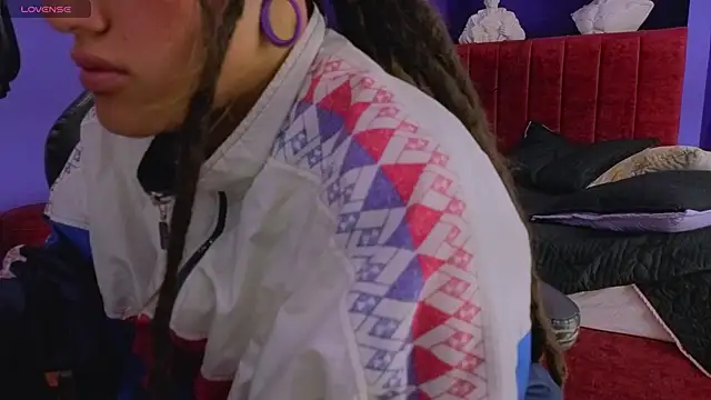 _sharlotte777 webcam